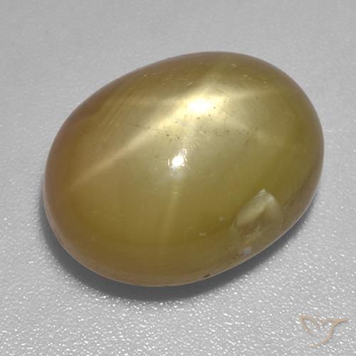 17.86 ct Yellow Star Sapphire, 15.8 x 12.1 mm Oval Cut From Madagascar, Photo A
