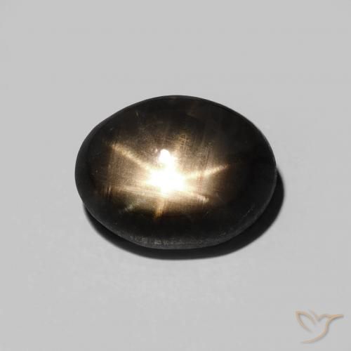 8,8 x 6,6mm ovaler schwarzer Sternsaphir aus Thailand, Gewicht 2,86 ct, 1 Stück Sternsaphir - Farbe: Schwarz, natürlicher Edelstein in Opaque Reinheit, Mohs-Härte von 9 Geeignet für den täglichen Gebrauch im Schmuck, Photo A