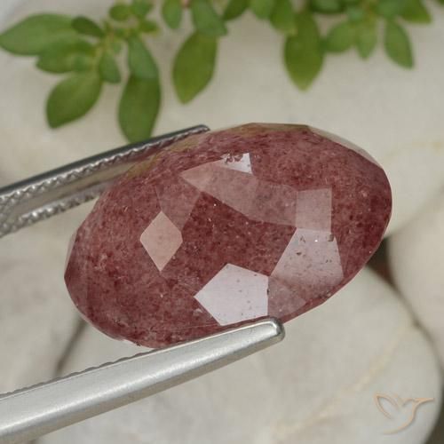 Strawberry Quartz Gemstone in 17.7 x 13.6 mm Size for Sale, Strawberry Quartz Stone in Medium Red Color