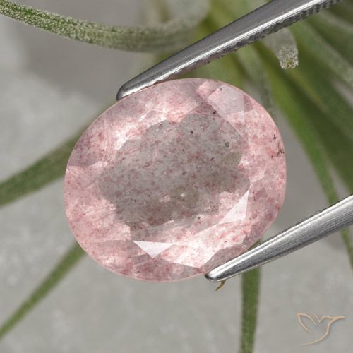 12.9 x 10.9mm Oval Facet Pink Strawberry Quartz from Russia, Weight of 5.35ct, Natural untreated gemstone in Translucent Clarity, 1pc Strawberry Quartz - the Color is Rose Pink, Mohs Hardness of 7 suitable for daily wear jewelry, Photo A