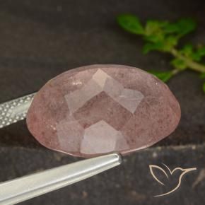 Strawberry Quartz Gemstone in 17.2 x 13.2 mm Size for Sale, Strawberry Quartz Stone in Intense Pink Color