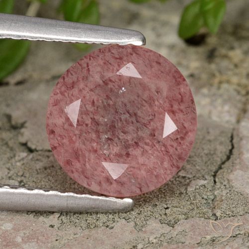 1.89ct Natural Medium Pink Strawberry Quartz, Round, Translucent