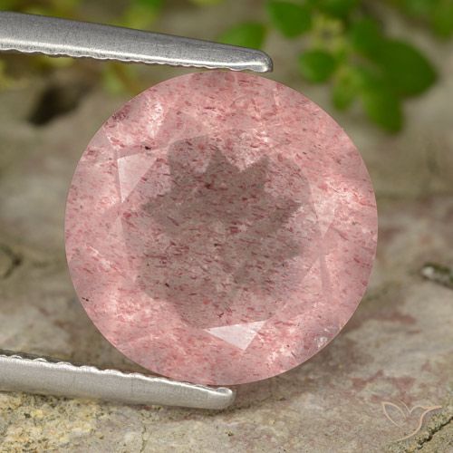 4.16ct Natural Earthy Pink Strawberry Quartz, Round, Translucent