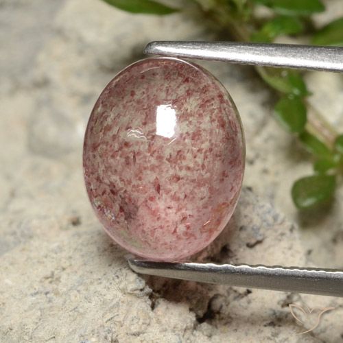 3.93ct Natural Light Pink Strawberry Quartz, Oval, Translucent