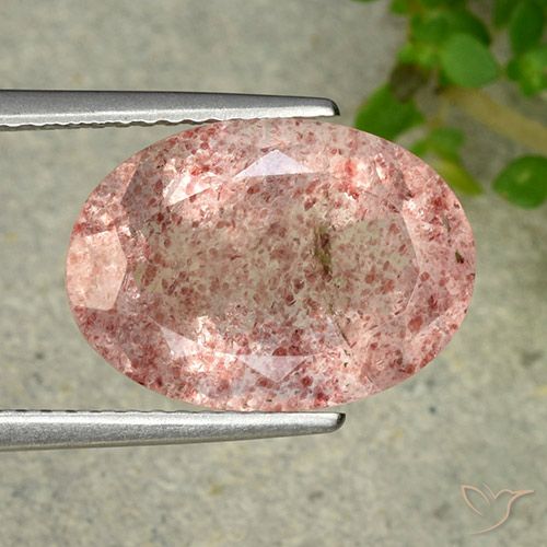 6.28ct Natural Earthy Pink Strawberry Quartz, Oval, Translucent