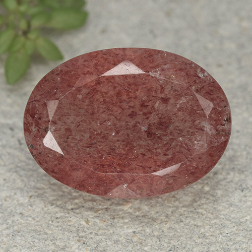 Deep Red Strawberry Quartz Gem - 6ct Oval Facet (ID: 493261)