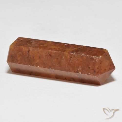 Strawberry Quartz Gemstone in 37.1 x 12.6 mm Size for Sale, Strawberry Quartz Stone in Red Color