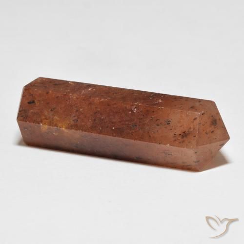 Strawberry Quartz Gemstone in 37.3 x 12.4 mm Size for Sale, Strawberry Quartz Stone in Red Pink Color
