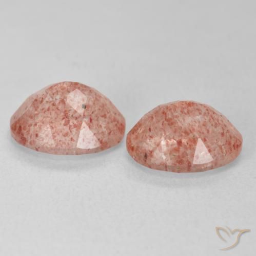 Strawberry Quartz Gemstones in 9 x 7 mm (calibrated) Size for Sale, Strawberry Quartz Stones in Ladybug Red Color