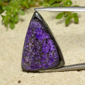20.4ct Trillion Cabochon Multicolor Sugilite Gem for sale 20.4ct Trillion Cabochon Multicolor Sugilite Gem (ID: 497860)