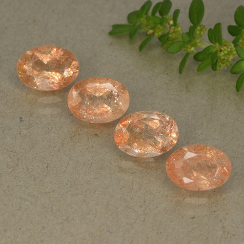 Reddish Orange Sunstone Gem - 0.8ct Oval Facet (ID: 497748)