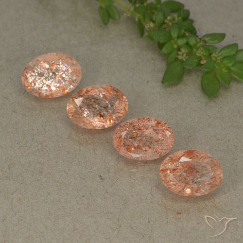Pietra solare arancione da 3,39 ct, taglio ovale da 7,1 x 5,2 mm dall'India, Photo A