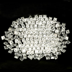 32.28 ct White Topaz Gemstone, Topaz Gem in Princess-Cut Shape for Sale.
