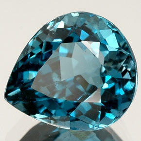 2.84 ct Blue Topaz Stone, Natural Topaz in Pear Facet Shape for Sale