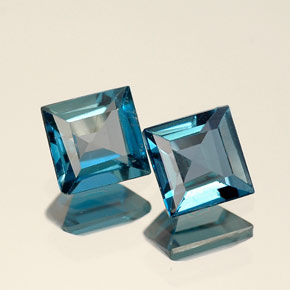 1.10 ct Blue Topaz Gemstone, Topaz Gem in Square Facet Shape for Sale.