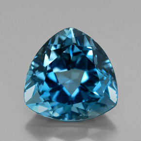 6.98 ct Blue Topaz Gemstone, Topaz Gem in Trillion Facet Shape for Sale.