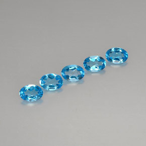 4.01 ct Blue Topaz Gemstone, Topaz Gem in Oval Facet Shape for Sale.