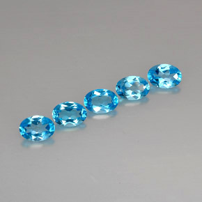 4.41 ct Blue Topaz Gemstone, Topaz Gem in Oval Facet Shape for Sale.