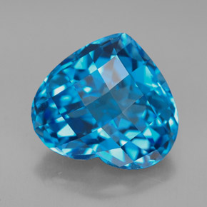 8.01 ct Blue Topaz Stone, Natural Topaz in Heart Checkerboard Shape for Sale