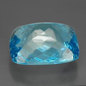 Topaz Gemstone in 36.5 x 31 mm Size for Sale, Topaz Stone in Swiss Blue Color
