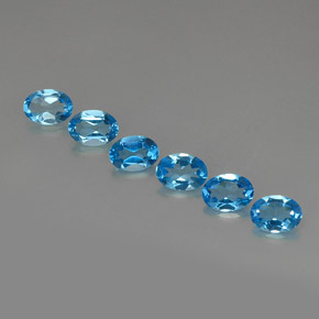 4.81 ct Blue Topaz Gemstone, Topaz Gem in Oval Facet Shape for Sale.