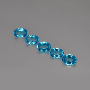 4.33 ct Blue Topaz Gemstone, Topaz Gem in Oval Facet Shape for Sale.