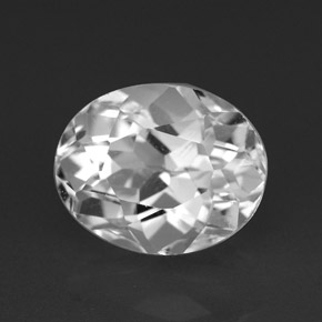 4.39 ct White Topaz Gemstone, Topaz Gem in Oval Facet Shape for Sale.