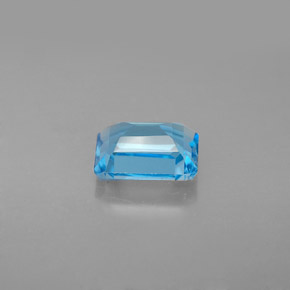 Topaz Gemstone in 8 x 6 mm (calibrated) Size for Sale, Topaz Stone in Swiss Blue Color