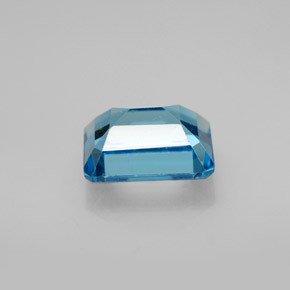 Topaz Gemstone in 8 x 6 mm (calibrated) Size for Sale, Topaz Stone in Swiss Blue Color
