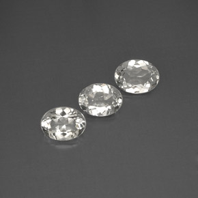 4.52 ct White Topaz Gemstone, Topaz Gem in Oval Facet Shape for Sale.