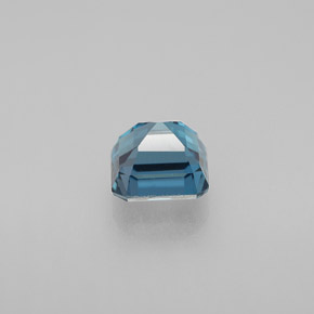Topaz Gemstone in 6.5 x 6 mm Size for Sale, Topaz Stone in London Blue Color