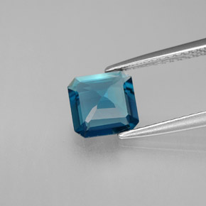 Topaz Gemstone in 7 x 6.8 mm Size for Sale, Topaz Stone in London Blue Color