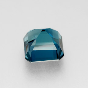 Topaz Gemstone in 7 x 6.8 mm Size for Sale, Topaz Stone in London Blue Color