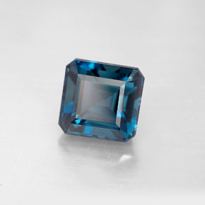 2.63 ct Blue Topaz Stone, Natural Topaz in Octagon Facet Shape for Sale