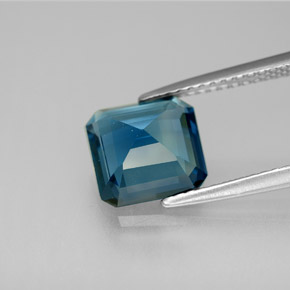 Topaz Gemstone in 8.3 x 8.1 mm Size for Sale, Topaz Stone in London Blue Color