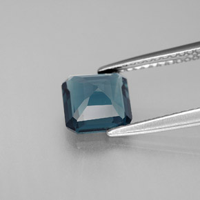 Topaz Gemstone in 6.9 x 6.7 mm Size for Sale, Topaz Stone in London Blue Color