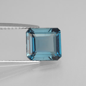 2.30 ct Blue Topaz Stone, Natural Topaz in Octagon Facet Shape for Sale