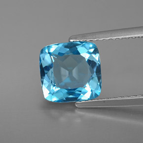 2.86 ct Blue Topaz Gemstone, Topaz Gem in Cushion-Cut Shape for Sale.