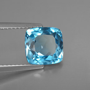 2.86 ct Blue Topaz Stone, Natural Topaz in Cushion-Cut Shape for Sale