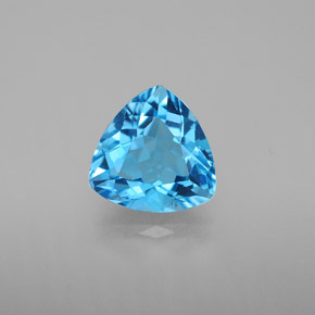 2.82 ct Blue Topaz Gemstone, Topaz Gem in Trillion Facet Shape for Sale.