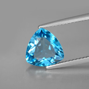2.70 ct Blue Topaz Gemstone, Topaz Gem in Trillion Facet Shape for Sale.