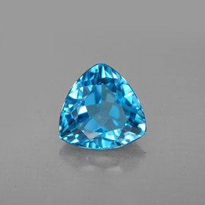 2.99 ct Blue Topaz Gemstone, Topaz Gem in Trillion Facet Shape for Sale.