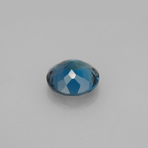 Topaz Gemstone in 8 mm (calibrated) Size for Sale, Topaz Stone in London Blue Color