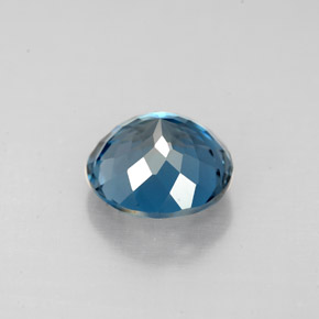 Topaz Gemstone in 8 mm (calibrated) Size for Sale, Topaz Stone in London Blue Color