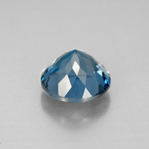 Topaz Gemstone in 8 mm (calibrated) Size for Sale, Topaz Stone in London Blue Color