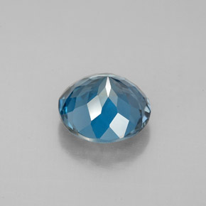 Topaz Gemstone in 8 mm (calibrated) Size for Sale, Topaz Stone in London Blue Color