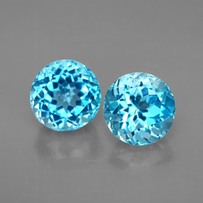 3.85 ct Blue Topaz Gemstone, Topaz Gem in Round Facet Shape for Sale.