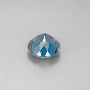 Topaz Gemstone in 8 mm (calibrated) Size for Sale, Topaz Stone in London Blue Color