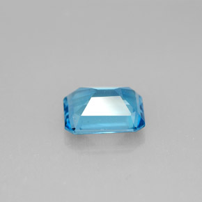 Topaz Gemstone in 8 x 6 mm (calibrated) Size for Sale, Topaz Stone in Swiss Blue Color