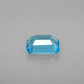 Topaz Gemstone in 8 x 6 mm (calibrated) Size for Sale, Topaz Stone in Swiss Blue Color